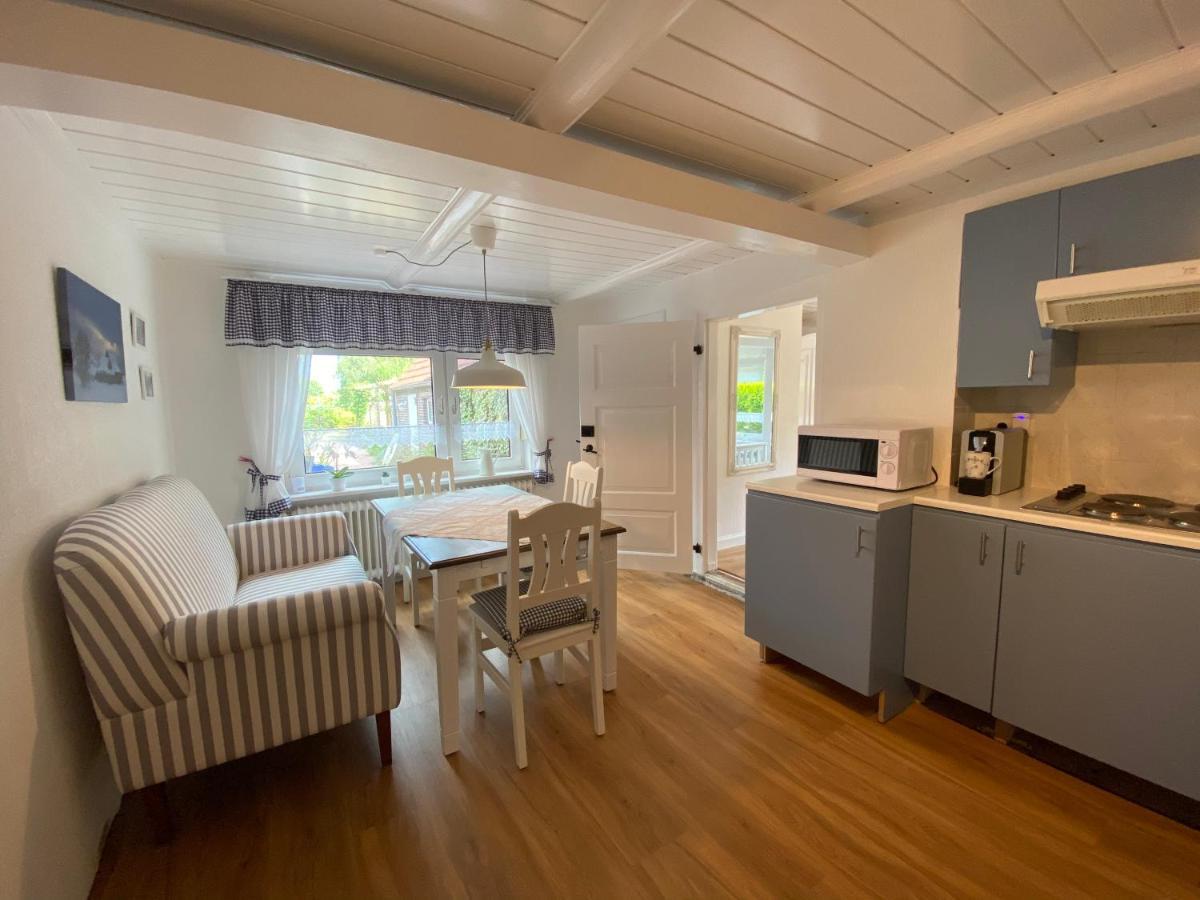 Ferienwohnung Alte Schmiede Schillig Esterno foto