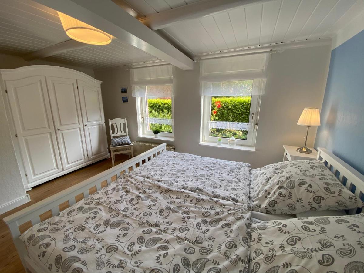 Ferienwohnung Alte Schmiede Schillig Esterno foto